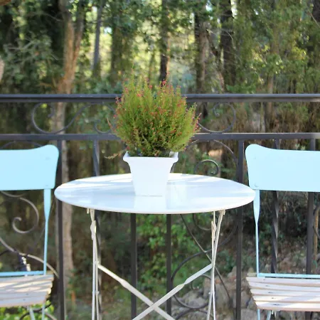 Holiday Home in Fréjus with Pool&Tennis Hébergement de vacances