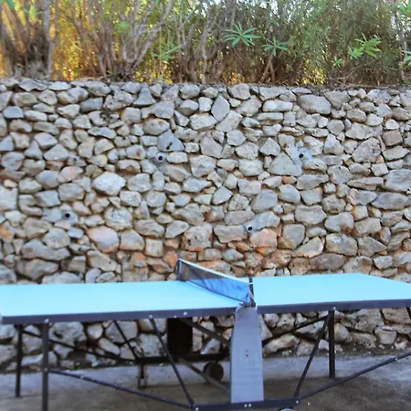Charming On A Secured Private Domain With Large Swimming Pool Feriehus Fréjus