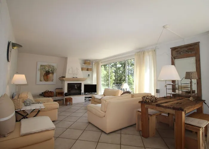 Holiday Home In Frejus With Pool & Tennis * Fréjus